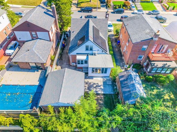 5612 212th Street, Bayside NY 11364