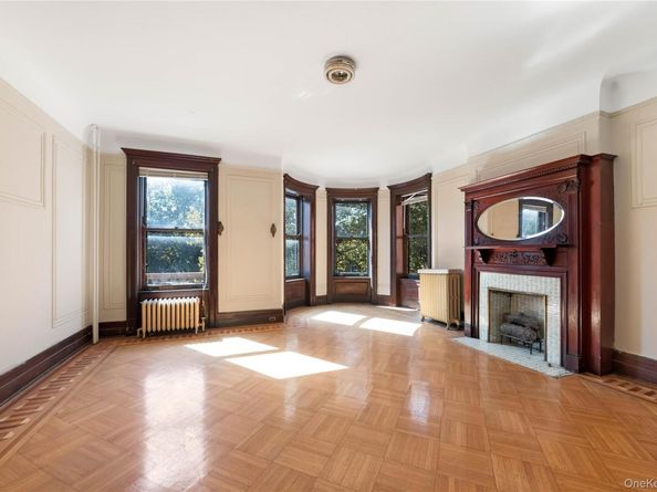 903 Saint Marks Avenue, Brooklyn NY 11213