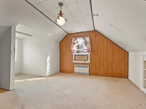 208 Dogwood Road, Valley Stream NY 11580