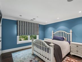 3 The Brae, Woodbury NY 11797