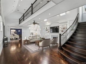 3 The Brae, Woodbury NY 11797