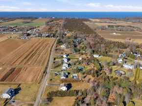 5750 Aldrich Lane, Mattituck NY 11952