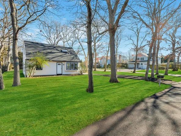 15 Ocean Avenue, East Quogue NY 11942