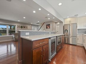 3 Neptune Place, Massapequa NY 11758