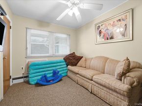 17 Wilson Lane, Bethpage NY 11714