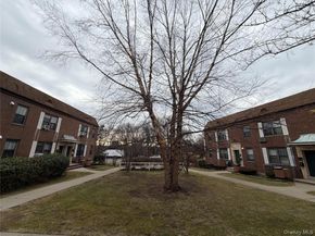 71-17 Park Dr. East B, Flushing NY 11367