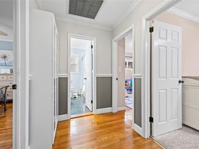 527 Spruce Lane, East Meadow NY 11554