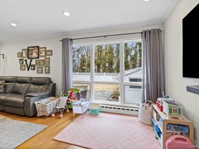 527 Spruce Lane, East Meadow NY 11554