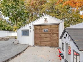 527 Spruce Lane, East Meadow NY 11554