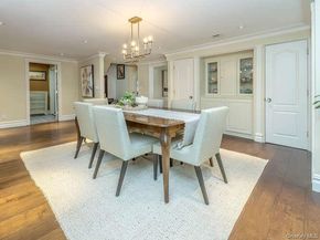 23 Ivy Way, Port Washington NY 11050