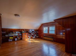 19611 Pompeii Avenue, Hollis NY 11423