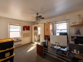 19611 Pompeii Avenue, Hollis NY 11423