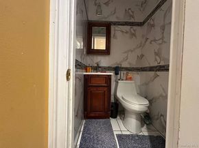 19153 115th Road, Saint Albans NY 11412