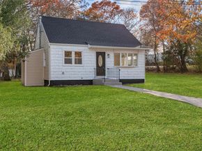 78 Carr Lane, Coram NY 11727