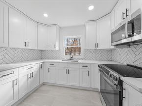 78 Carr Lane, Coram NY 11727