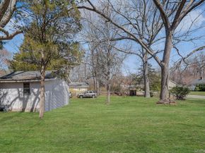 15 Community Road, Coram NY 11727