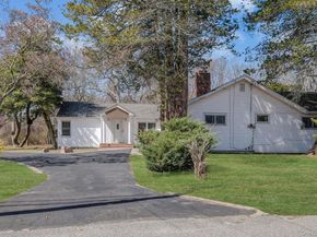 15 Community Road, Coram NY 11727