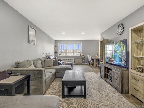 149-30 88th Street 6J, Lindenwood NY 11414