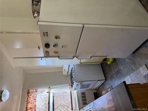 745 E 231st Street 3F, Bronx NY 10466