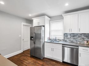 41 Jerome Avenue, Mineola NY 11501