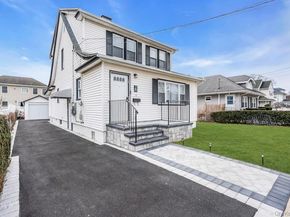 41 Jerome Avenue, Mineola NY 11501
