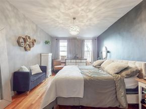 118-11 84th Avenue 301, Kew Gardens NY 11415