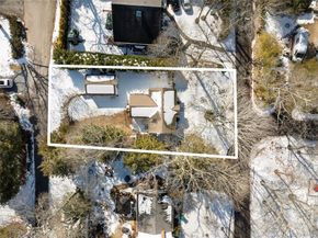 5 Sherman Avenue, Hampton Bays NY 11946