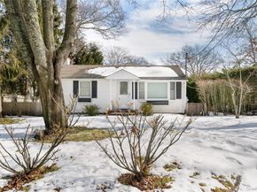 5 Sherman Avenue, Hampton Bays NY 11946