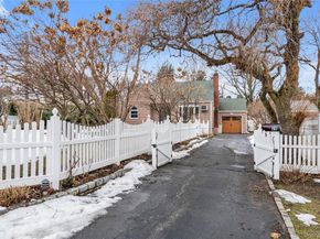 29 Glen Cove Drive, Glen Head NY 11545
