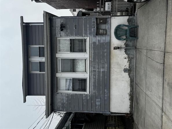 420 Thieriot Avenue, Bronx NY 10473