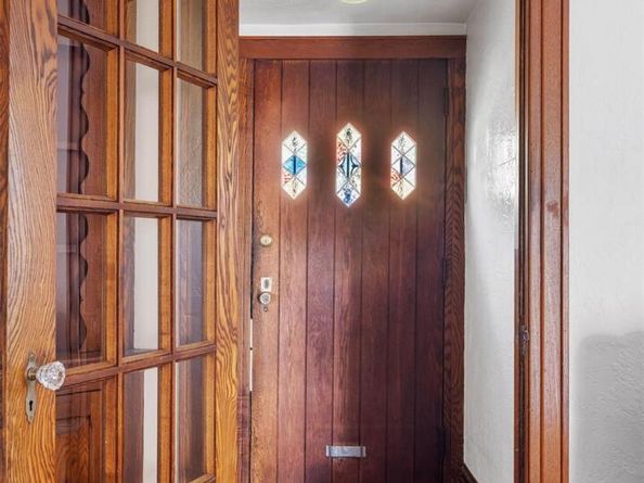 7709 82nd Street, Glendale NY 11385