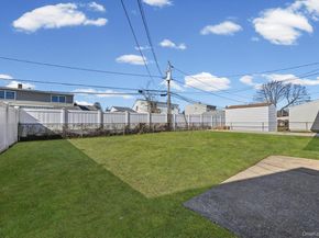 28 Candle Lane, Levittown NY 11756