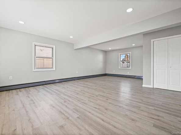 28 Candle Lane, Levittown NY 11756