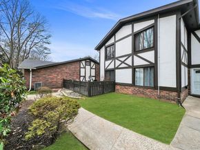 15 Birchwood Road, Medford NY 11763