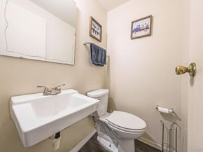 15 Birchwood Road, Medford NY 11763