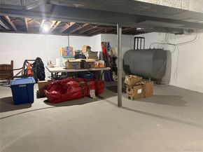 16 Meadow Road, Cortlandt Manor NY 10548