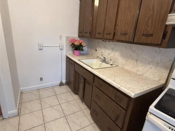 60-03 146TH Street, Flushing NY 11355