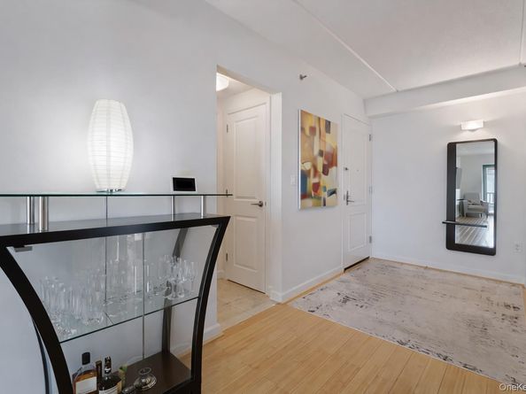 136 Beach 117th Street 4N, Rockaway Park NY 11694