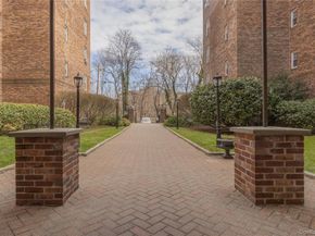 25 Parkview Avenue 2K, Bronxville NY 10708