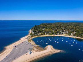 4 Argyle Drive, Northport NY 11768