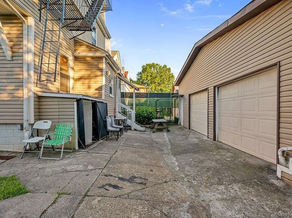 27-28 Humphreys Street, East Elmhurst NY 11369