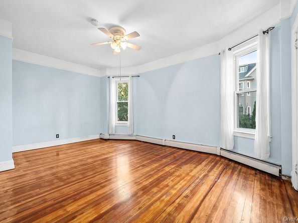 27-28 Humphreys Street, East Elmhurst NY 11369