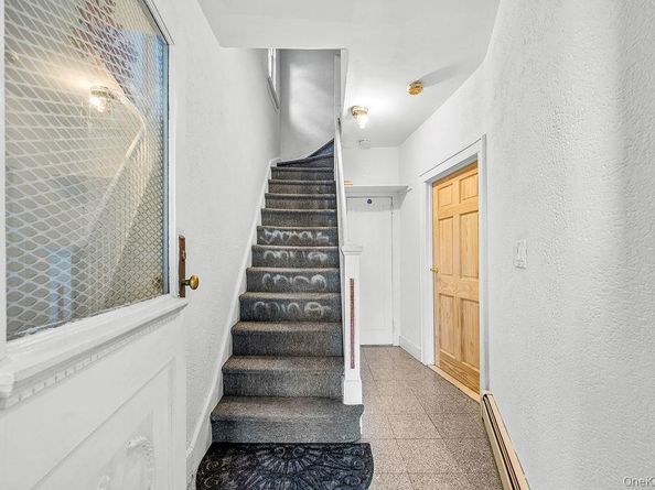 27-28 Humphreys Street, East Elmhurst NY 11369