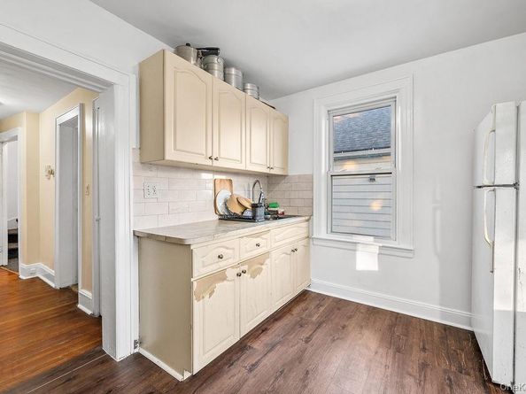 27-28 Humphreys Street, East Elmhurst NY 11369