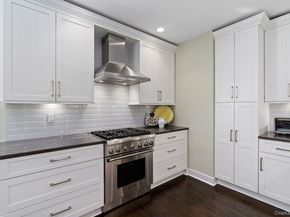 10 Brooklands 1E, Bronxville NY 10708