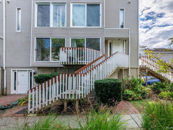 18 Windward Lane 17, Bronx NY 10464