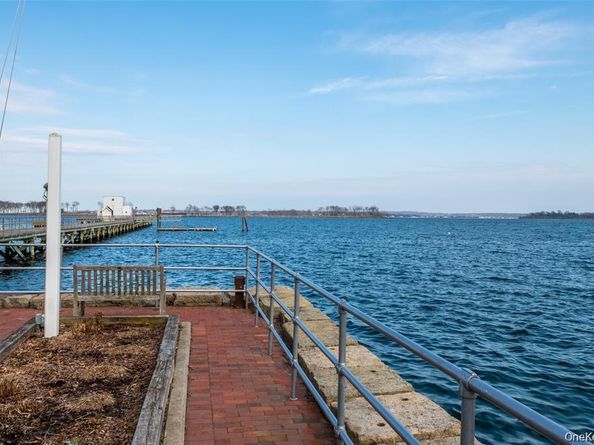 18 Windward Lane 17, Bronx NY 10464