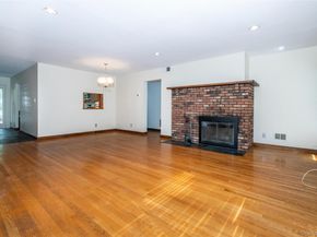 18 Windward Lane 17, Bronx NY 10464