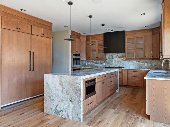 38 Birch Lane, Levittown NY 11756