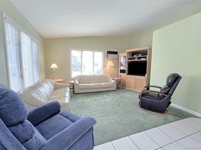 3 Candlestick Court, Dix Hills NY 11746